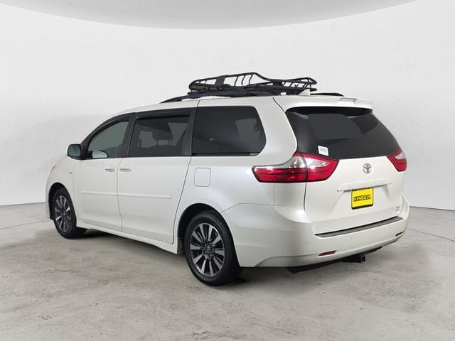 Used 2019 Toyota Sienna XLE Premium 4D Passenger Van – 5TDDZ3DCXKS227869