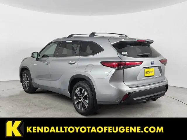Used 2021 Toyota Highlander Hybrid XLE 4D Sport Utility – 5TDHBRCH8MS035584