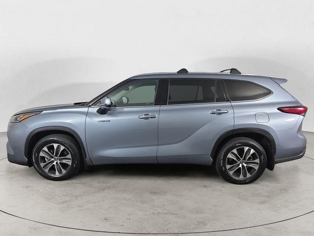 Used 2020 Toyota Highlander Hybrid XLE 4D Sport Utility – 5TDHBRCH9LS011437