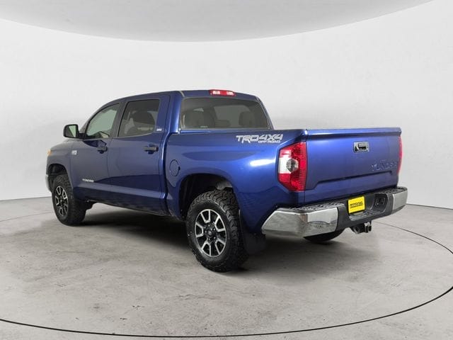 Used 2014 Toyota Tundra SR5 4D CrewMax – 5TFDY5F18EX348134