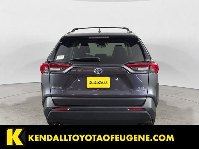 Used 2022 Toyota RAV4 Hybrid XLE Premium 4D Sport Utility – JTMB6RFVXND076713