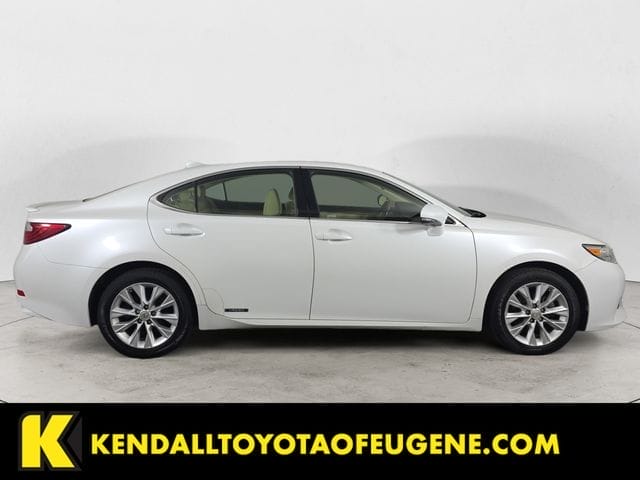 Used 2015 Lexus ES 300h 4D Sedan – JTHBW1GG5F2090581
