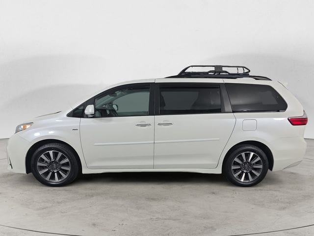 Used 2019 Toyota Sienna XLE Premium 4D Passenger Van – 5TDDZ3DCXKS227869