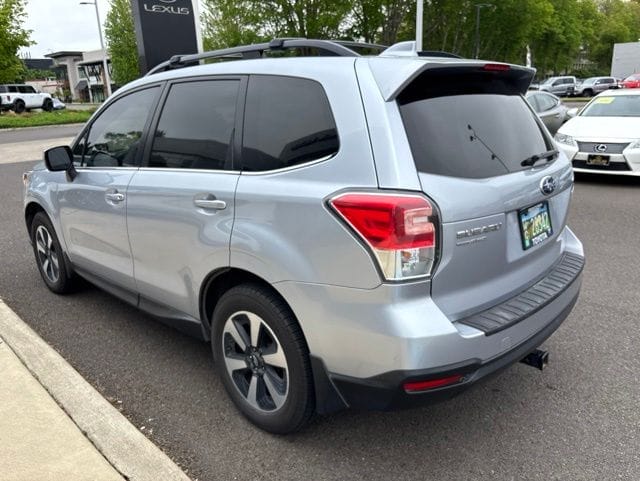 Used 2017 Subaru Forester 2.5i Limited 4D Sport Utility – JF2SJAJC4HH565838
