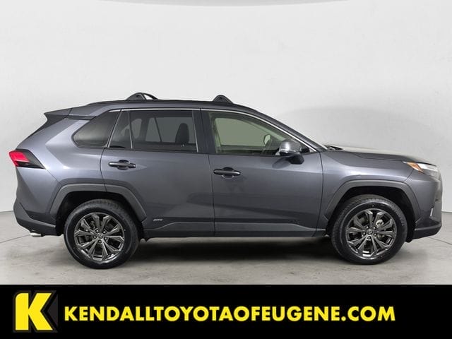 Used 2022 Toyota RAV4 Hybrid XLE Premium 4D Sport Utility – JTMB6RFVXND076713
