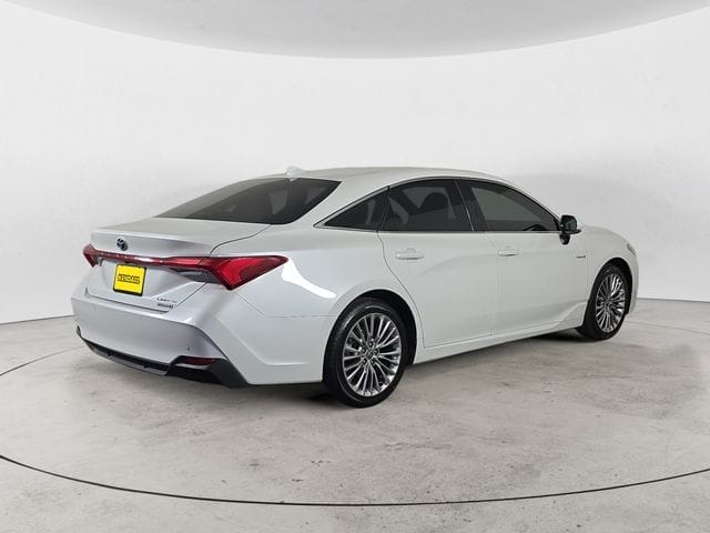 Used 2021 Toyota Avalon Hybrid Limited 4D Sedan – 4T1DA1AB6MU009252