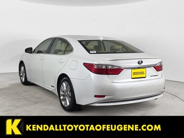 Used 2015 Lexus ES 300h 4D Sedan – JTHBW1GG5F2090581