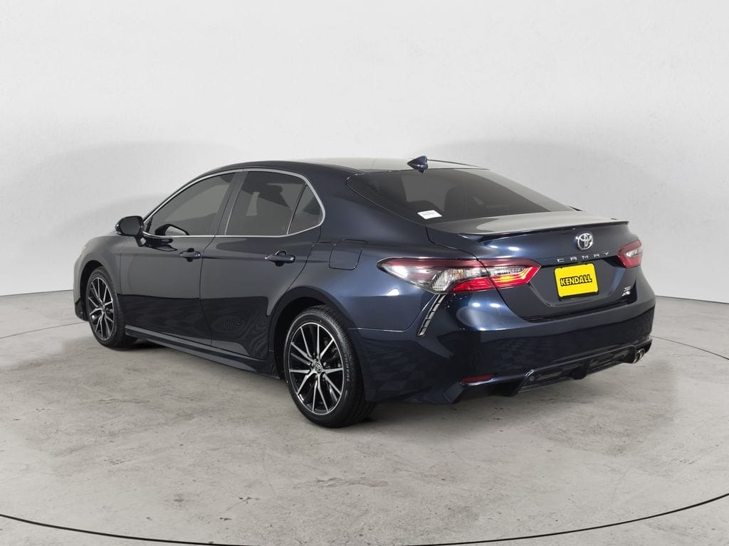 Used 2021 Toyota Camry SE 4D Sedan – 4T1G11BK9MU020306
