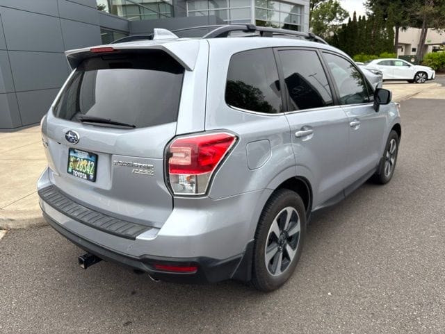 Used 2017 Subaru Forester 2.5i Limited 4D Sport Utility – JF2SJAJC4HH565838