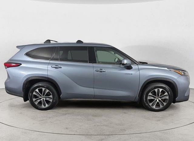 Used 2020 Toyota Highlander Hybrid XLE 4D Sport Utility – 5TDHBRCH9LS011437 full