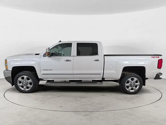 Used 2019 Chevrolet Silverado 2500HD LTZ 4D Crew Cab – 1GC1KTEY8KF123186