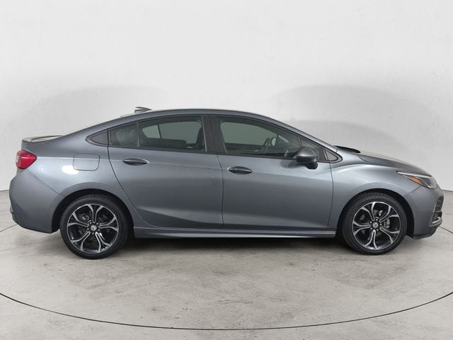 Used 2019 Chevrolet Cruze LT 4D Sedan – 1G1BE5SMXK7103761