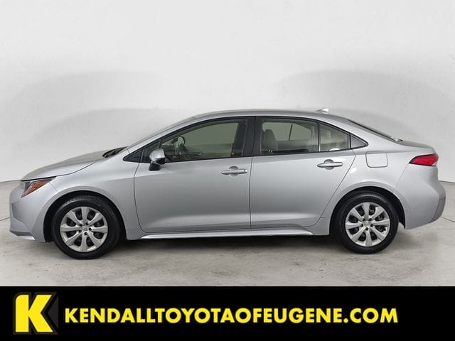 Used 2020 Toyota Corolla LE 4D Sedan - JTDEPRAE4LJ053184