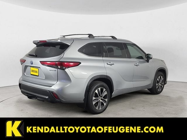 Used 2021 Toyota Highlander Hybrid XLE 4D Sport Utility – 5TDHBRCH8MS035584