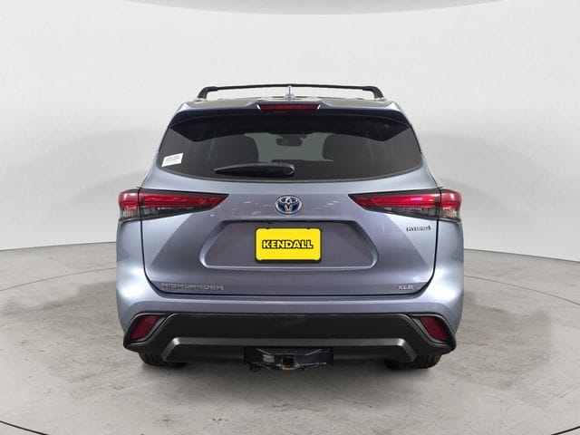 Used 2020 Toyota Highlander Hybrid XLE 4D Sport Utility – 5TDHBRCH9LS011437