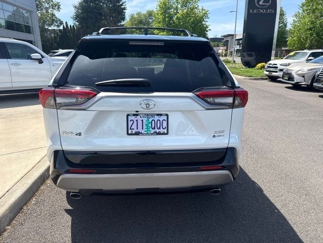 Used 2025 Toyota RAV4 Hybrid XSE 4D Sport Utility – 4T3E6RFV3SU185851