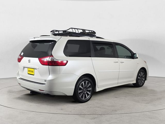 Used 2019 Toyota Sienna XLE Premium 4D Passenger Van – 5TDDZ3DCXKS227869